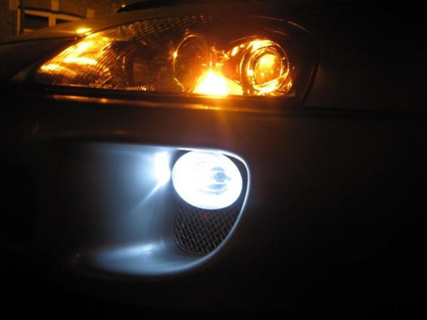In headlamp indicators and Angel Eye LED side lights
