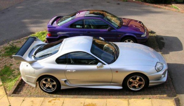 Parked next to my old Rover Coupé, which my mum now has!