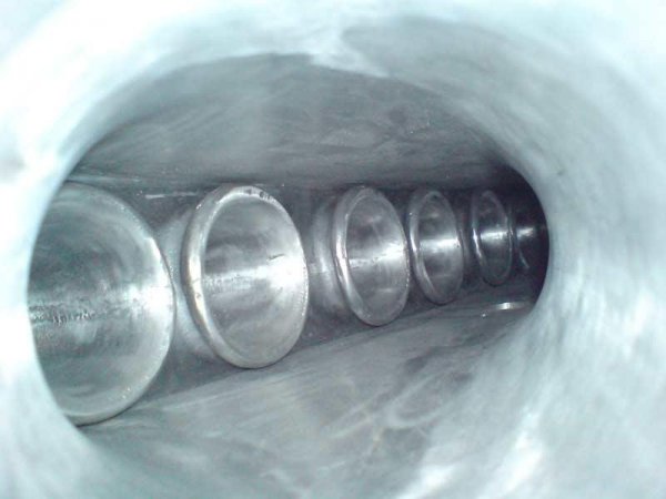 Jun inlet plenum