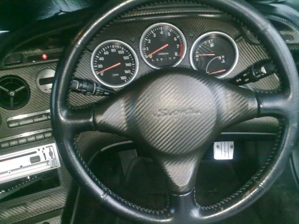 steering wheel centre