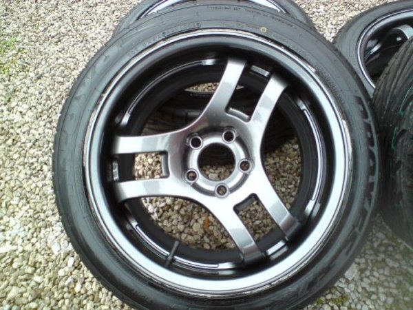 Refurbed wheels in graphite grey