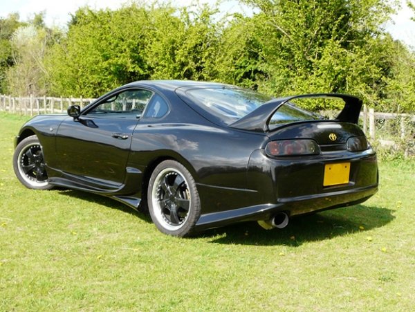 Supra painted by Lee @ Crash Care