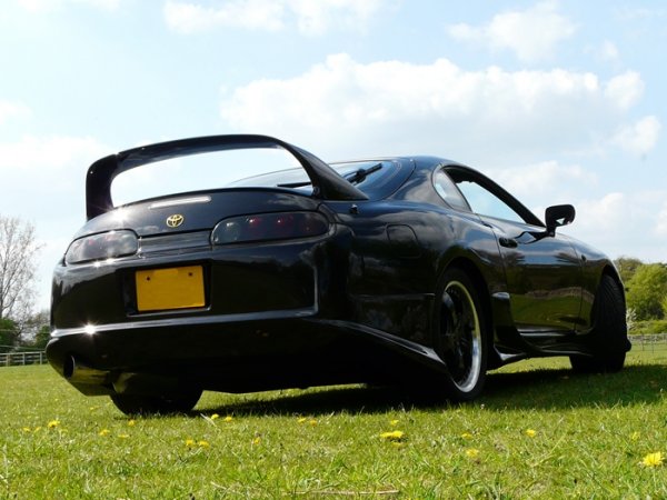 Supra painted by Lee @ Crash Care