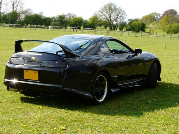 Supra painted by Lee @ Crash Care